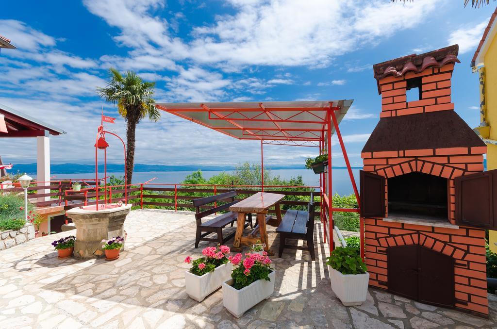 Apartment Zorka Medveja Ngoại thất bức ảnh