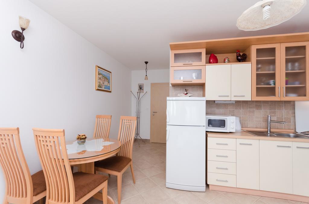 Apartment Zorka Medveja Ngoại thất bức ảnh