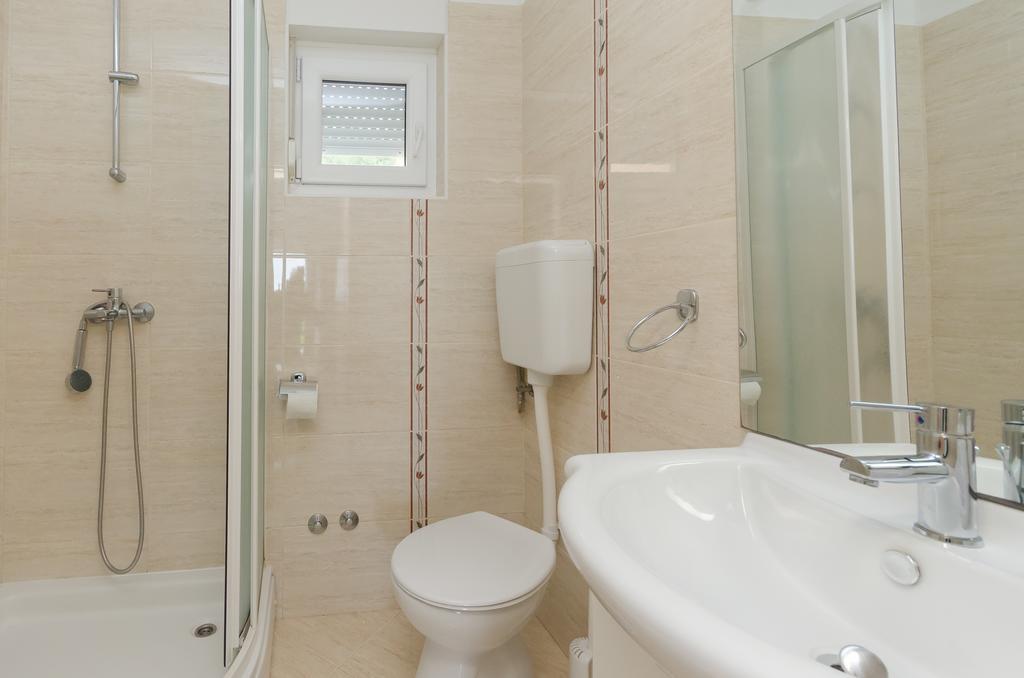 Apartment Zorka Medveja Ngoại thất bức ảnh